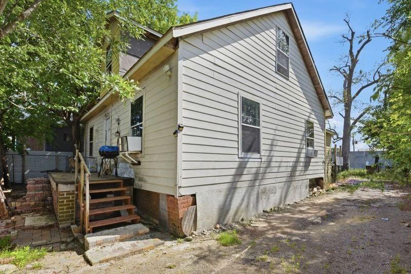 3814 Walker Street — photo