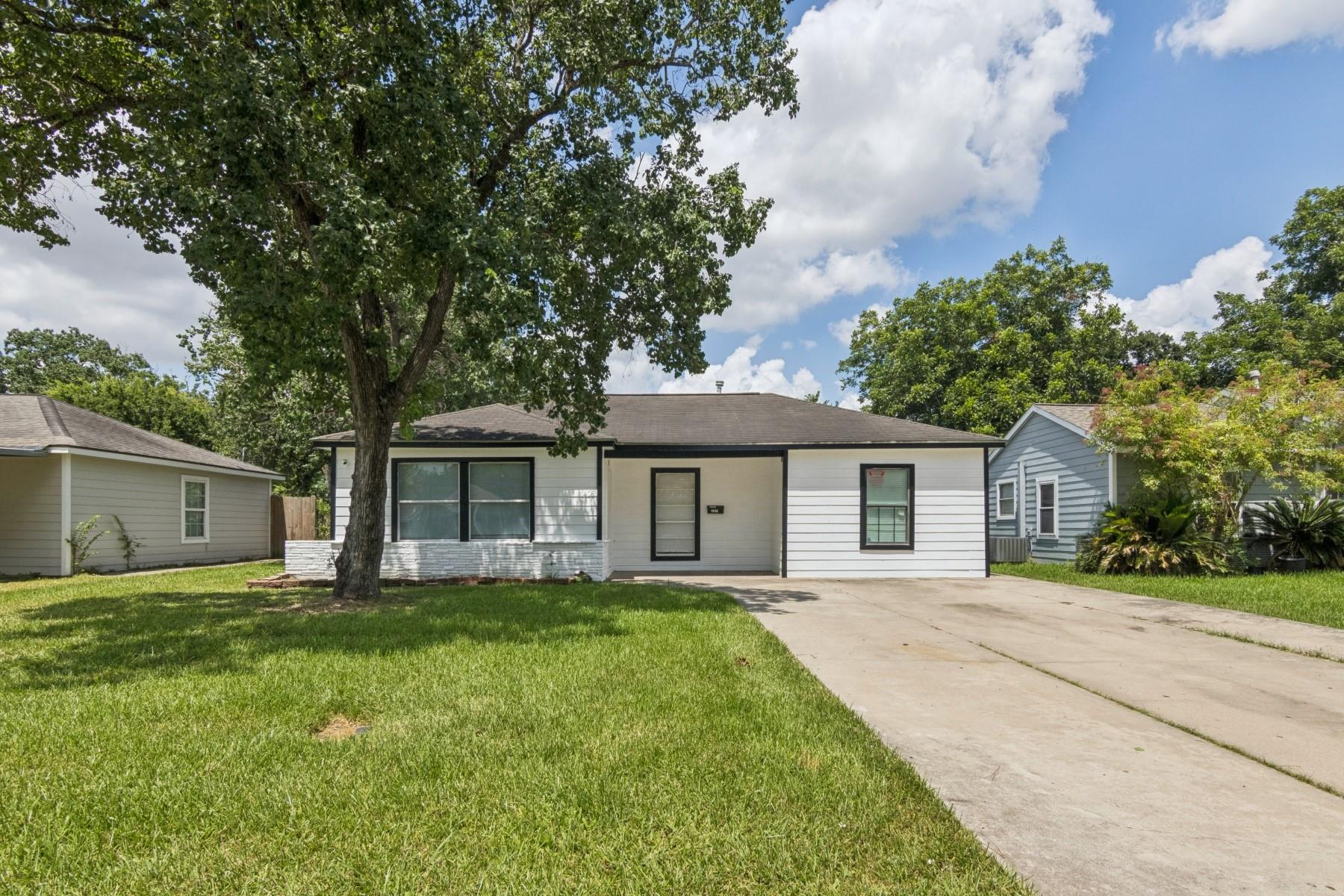 1408 Scarborough Lane — photo