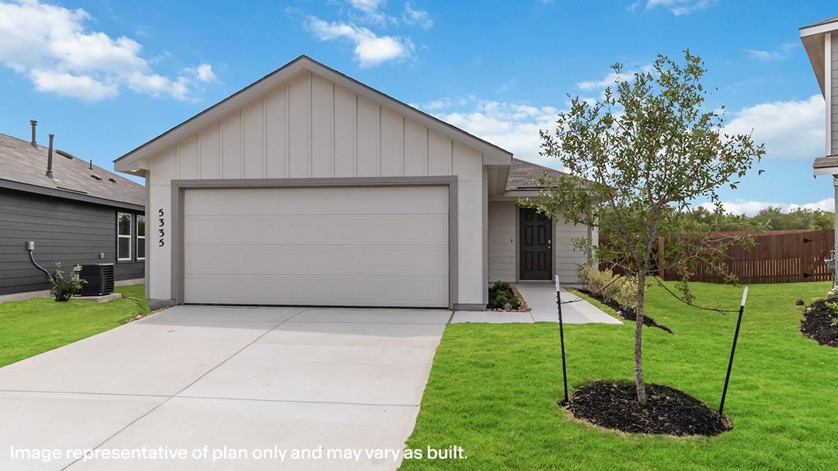 6233 Weezy Willow Lane — photo