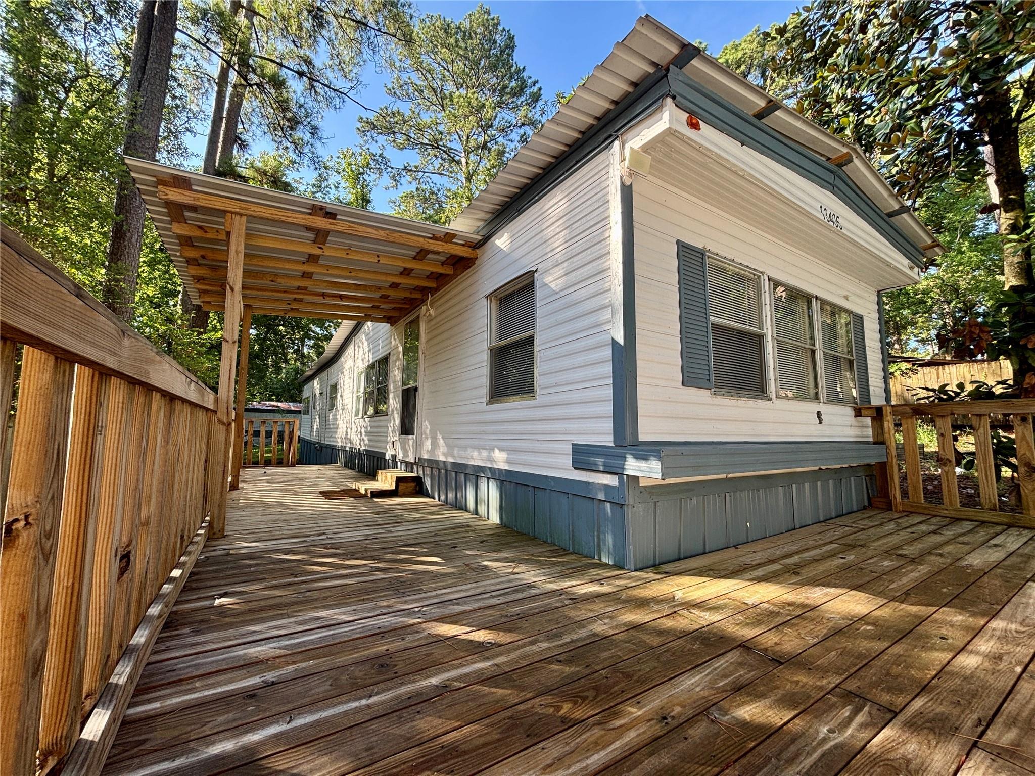 13405 Commander Circle — photo