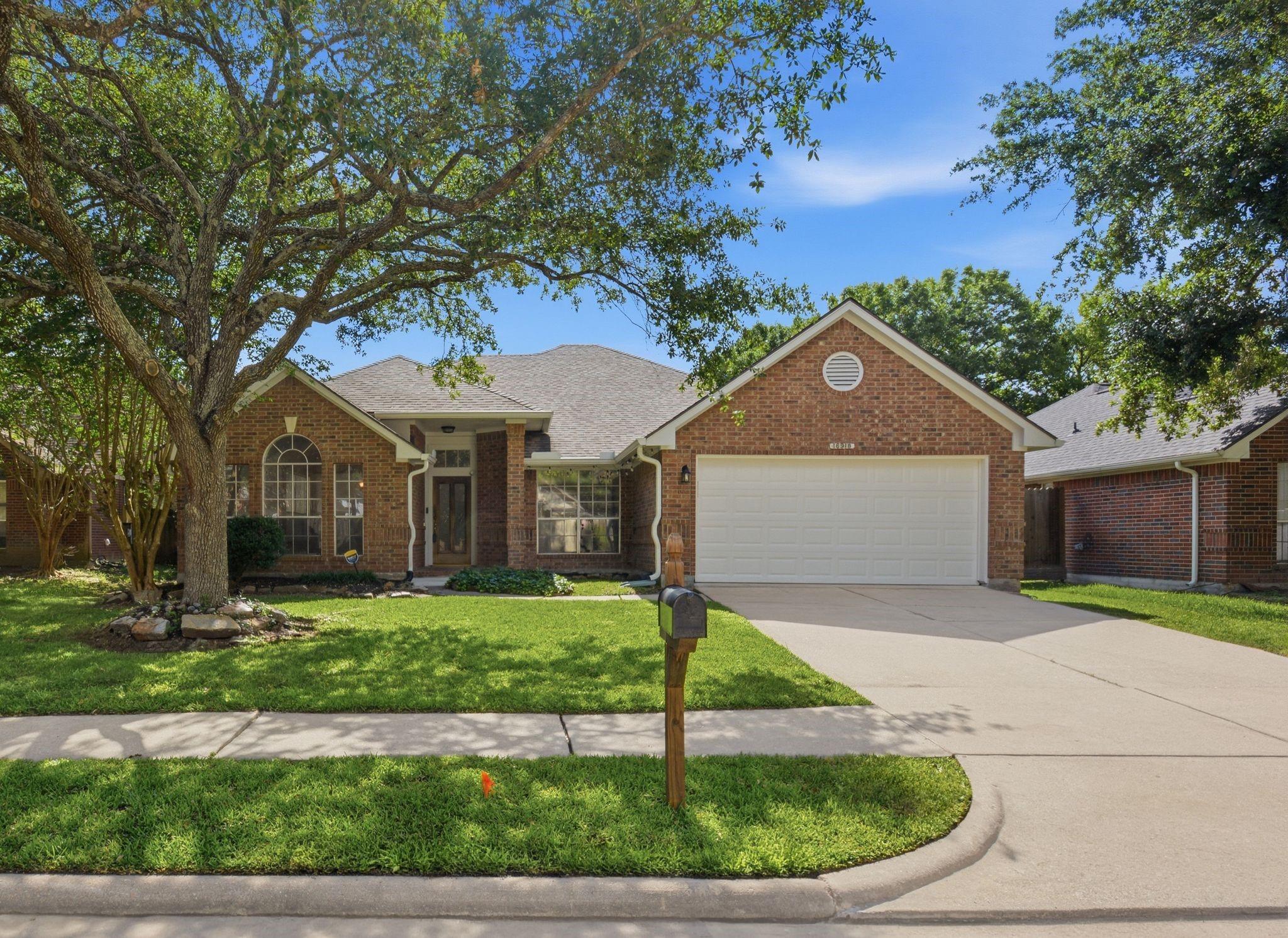 16918 Serenity Cove Circle — photo