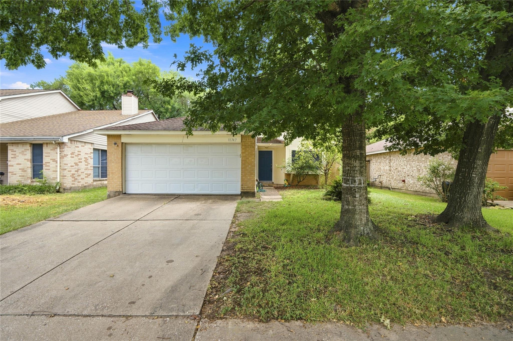 11747 Yearling Drive — photo