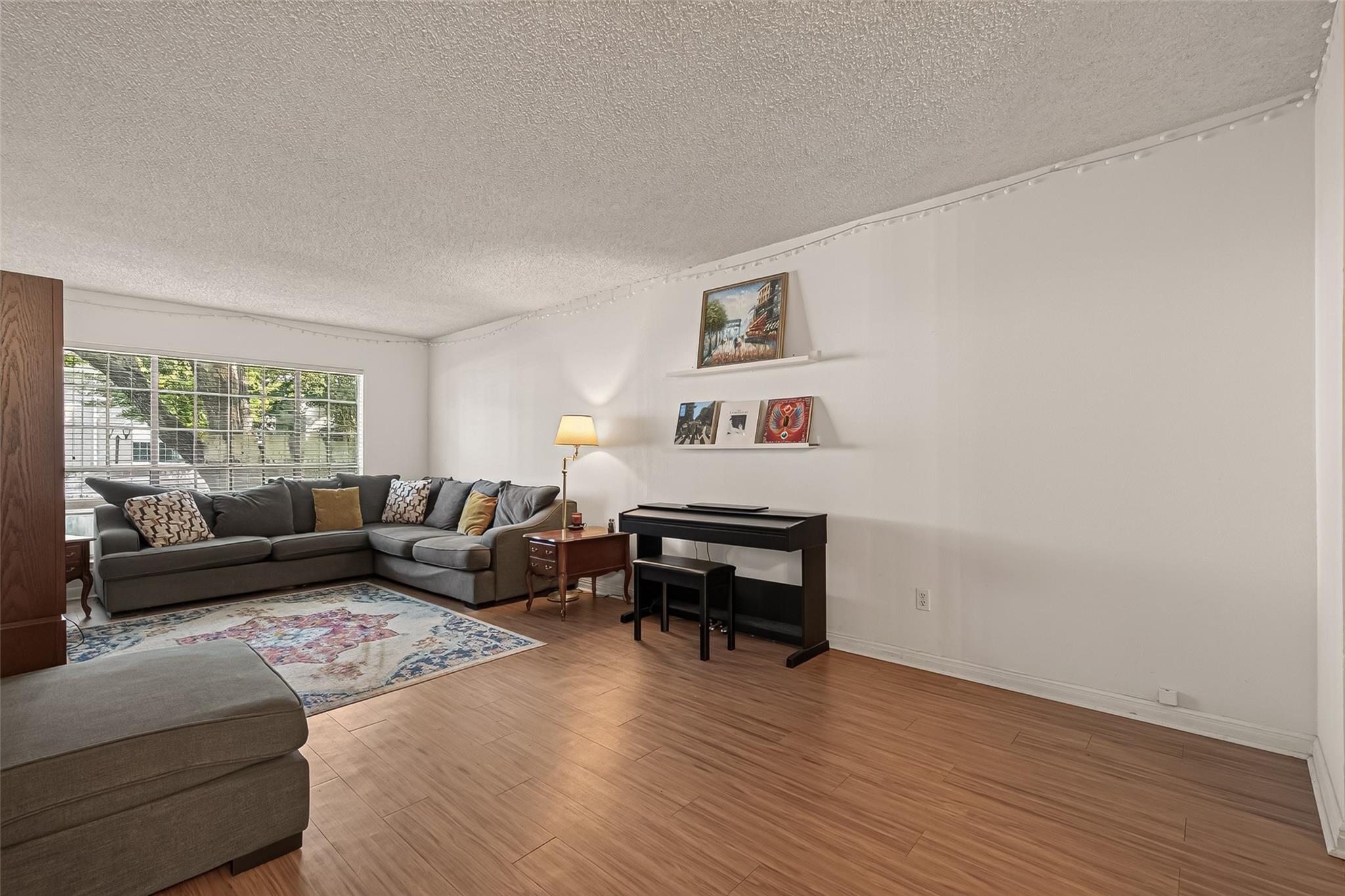 2701 Bellefontaine Street #B4 — photo