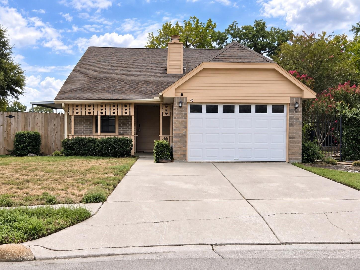 40 Crestbriar Court — photo