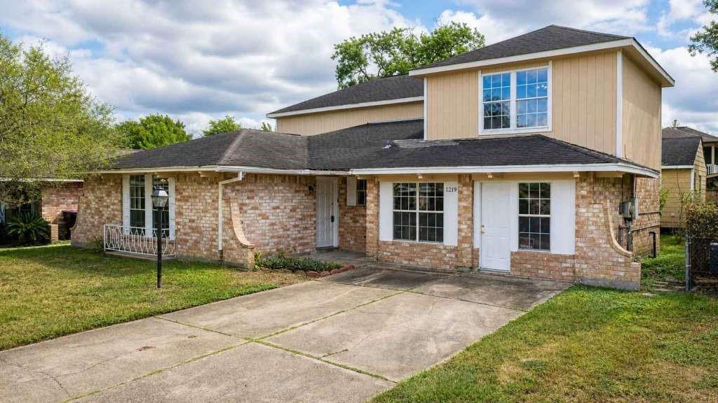 1219 Pilot Point Drive — photo