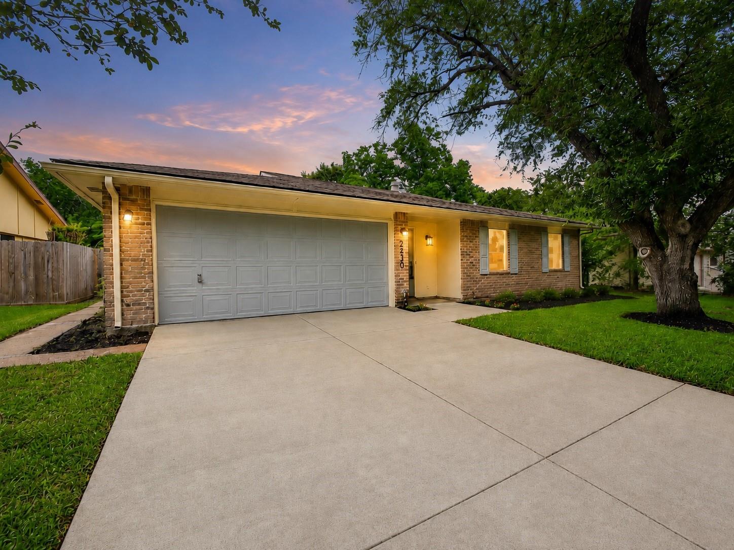 2230 Fall Meadow Dr — photo