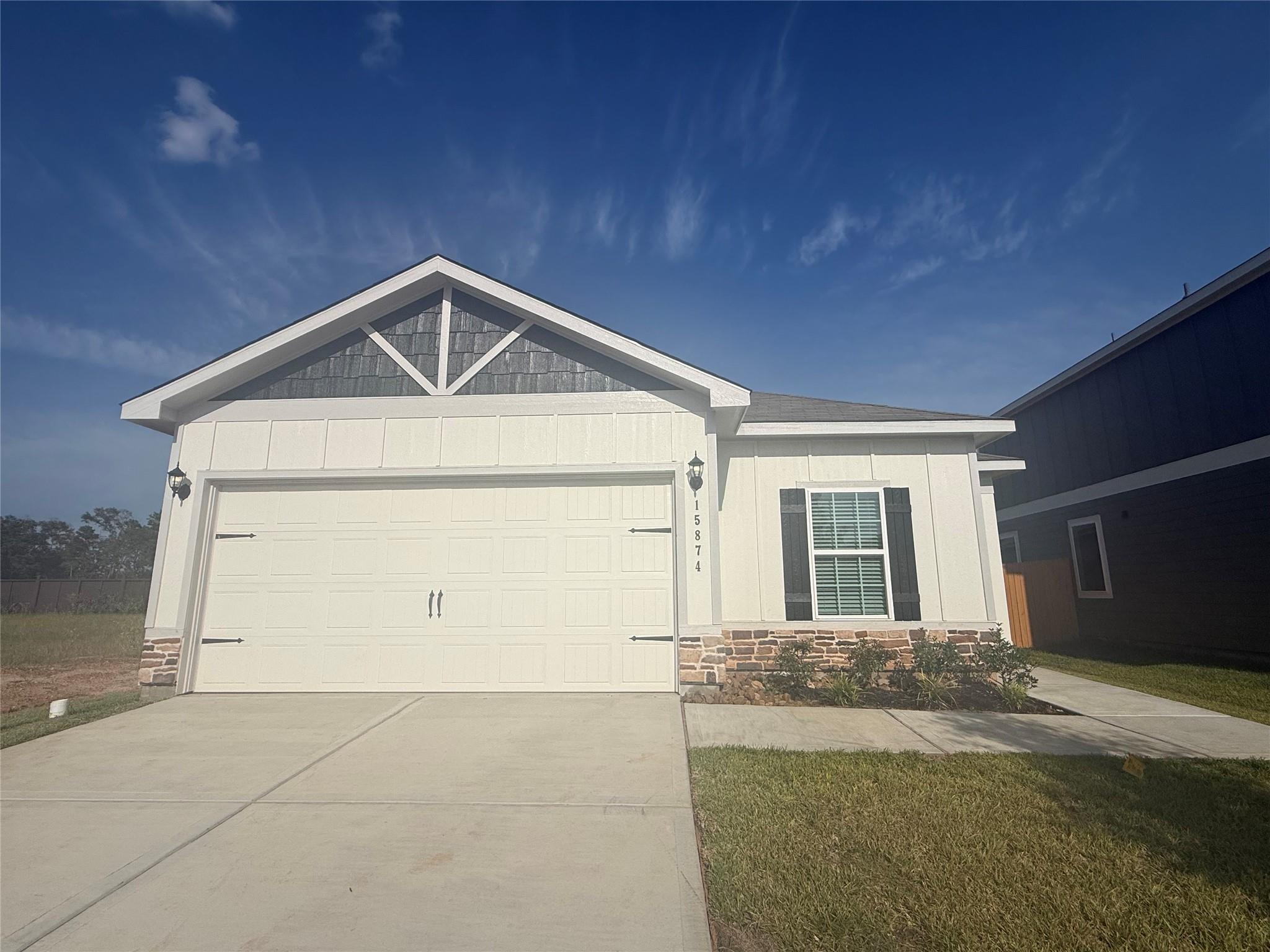 15874 Berry Hill Drive — photo