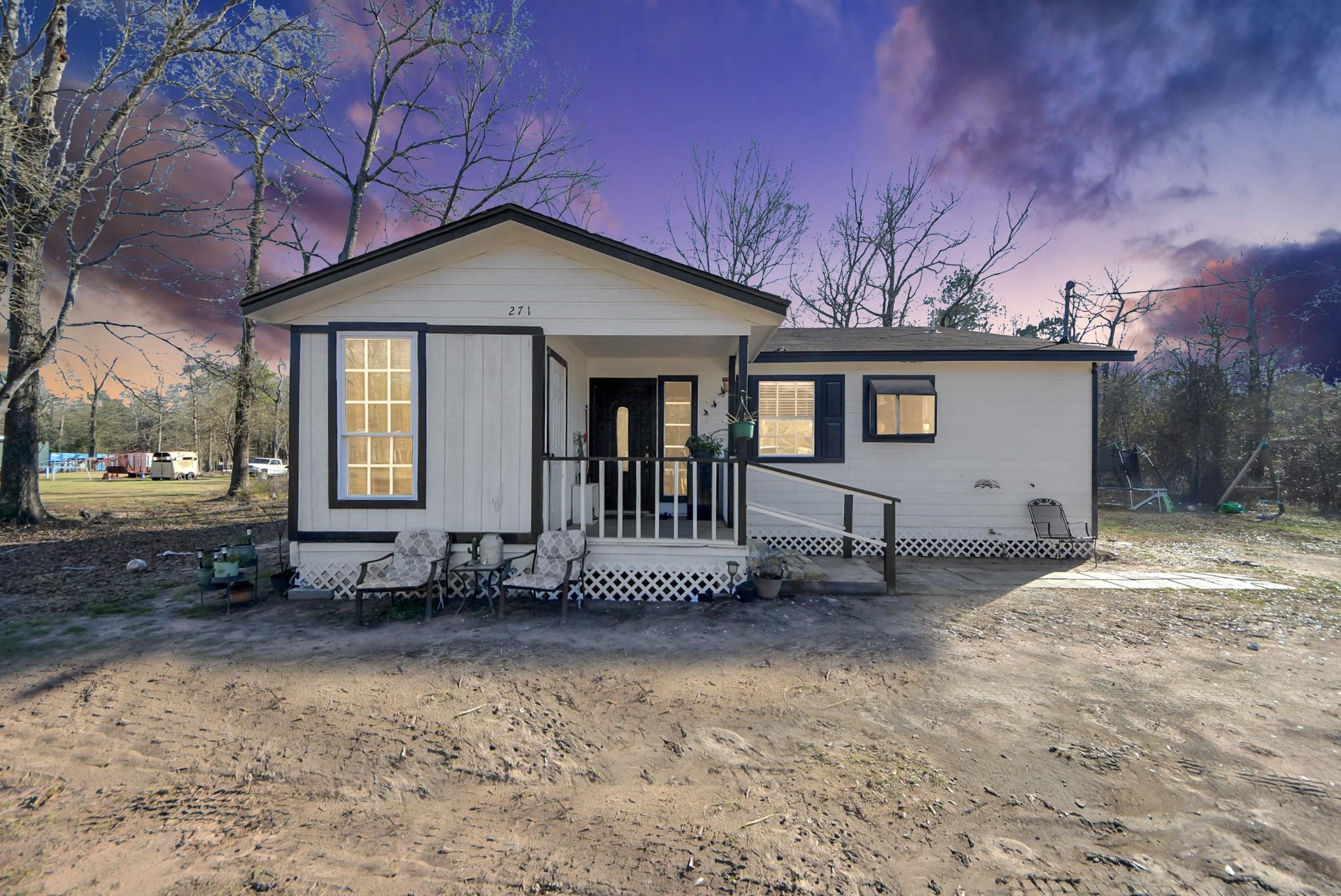 271 Trails End Drive — photo