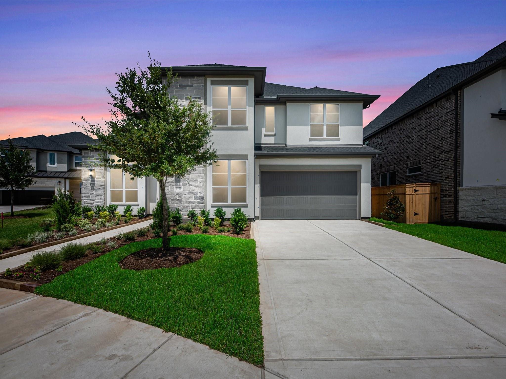 2722 Crown Ridge Drive — photo