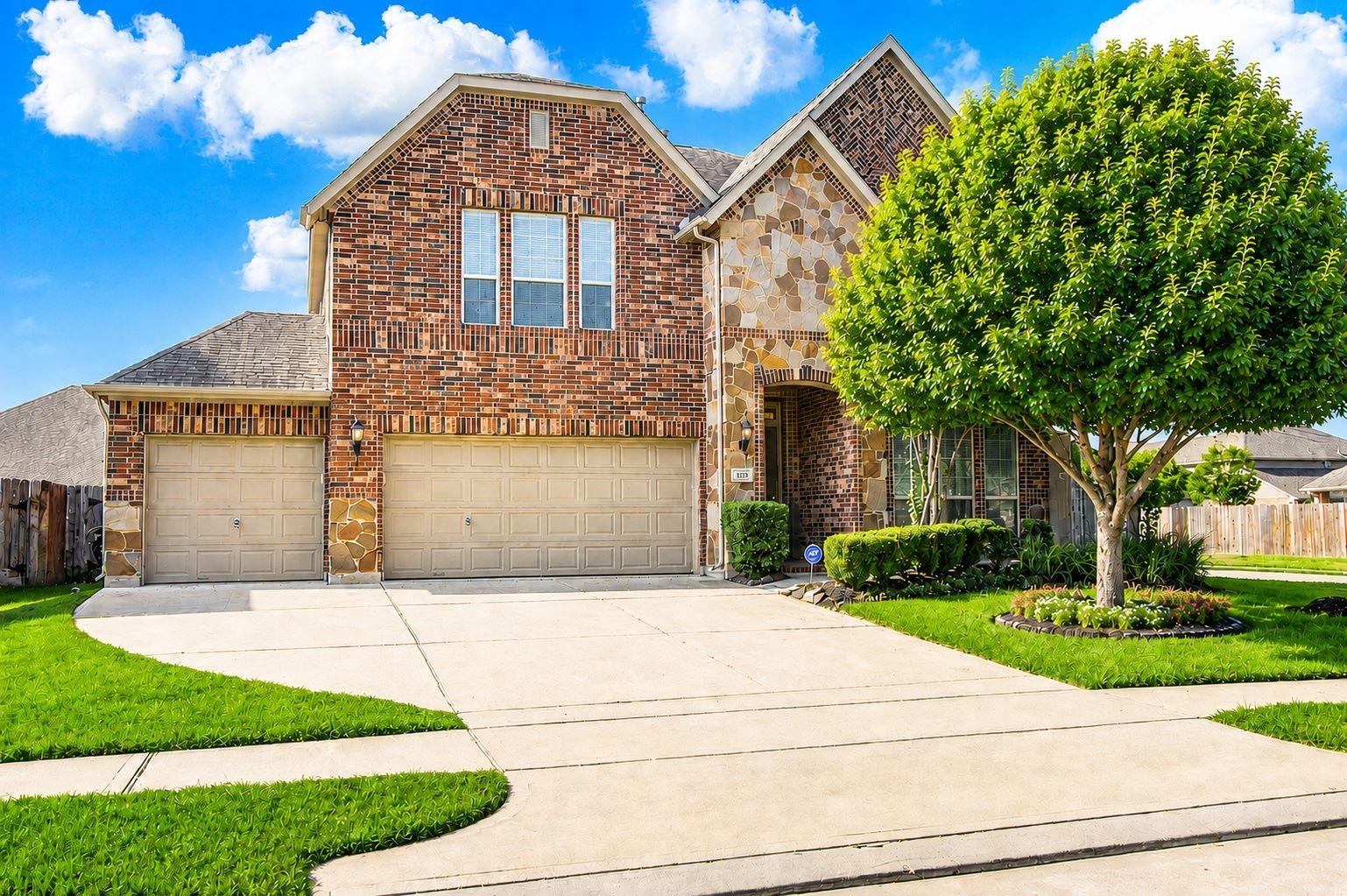 3215 Hawkins Glen Lane — photo
