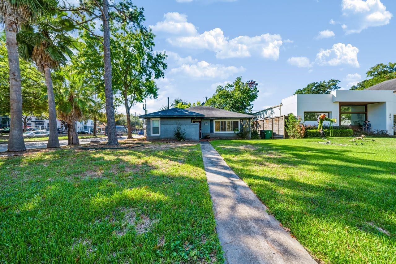 3903 Colquitt Street — photo