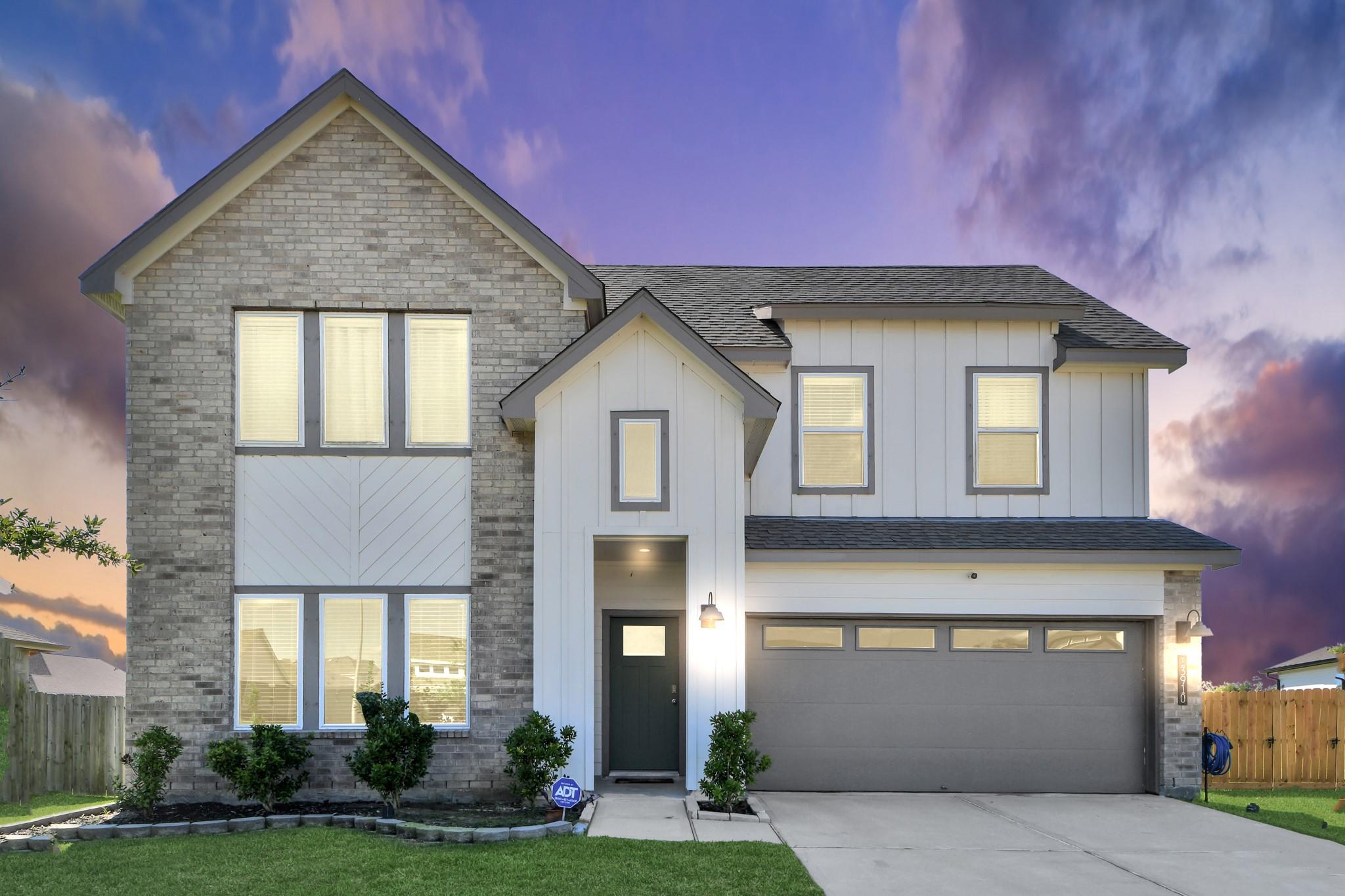 13910 Red River Drive — photo