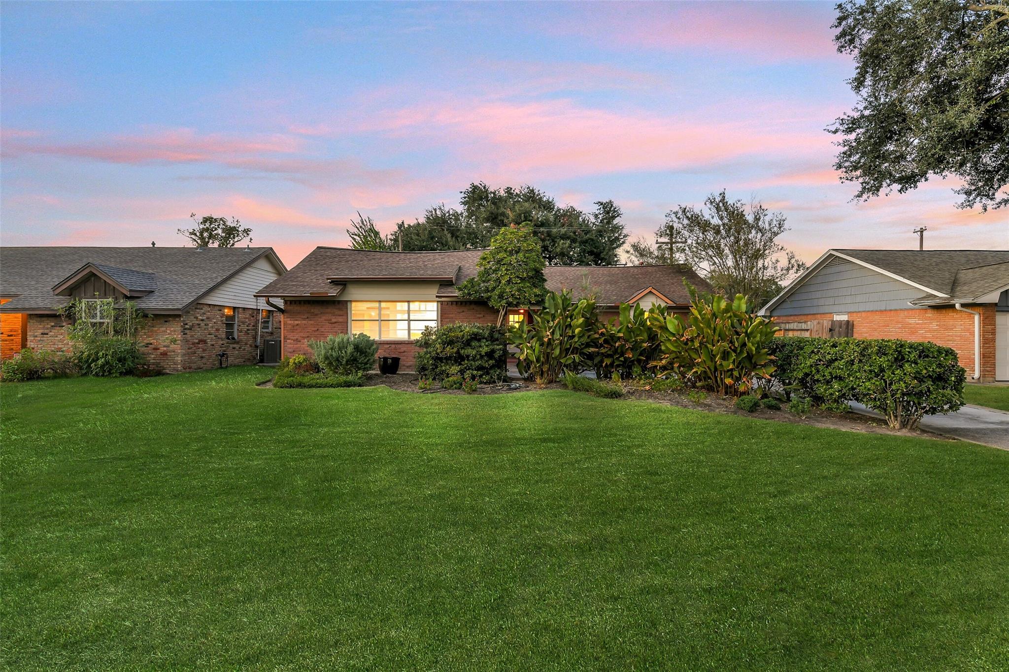 2205 Lazybrook Drive — photo