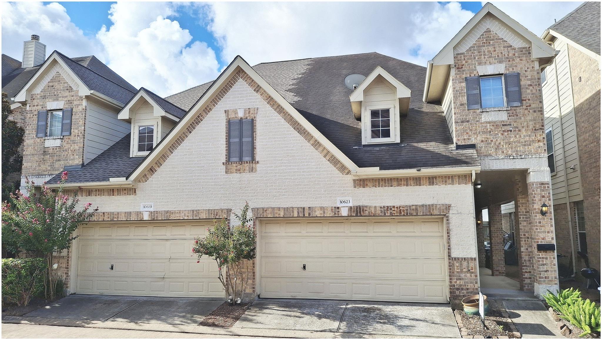 10623 Wallingford Place — photo