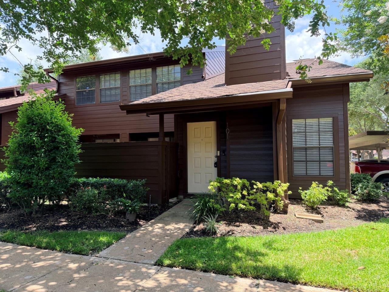 2510 Grants Lake Boulevard #101 — photo