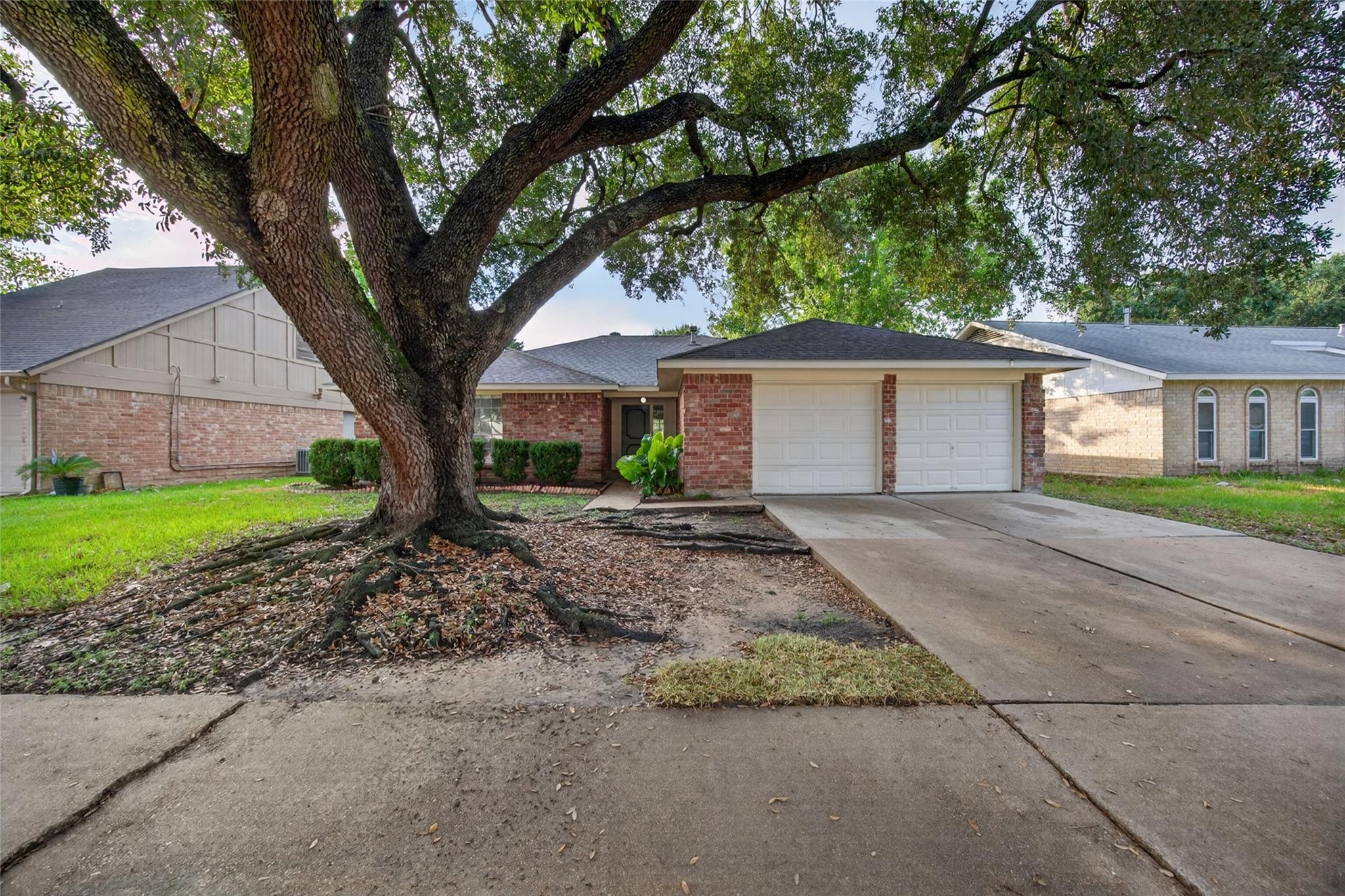 922 Comstock Springs Drive — photo