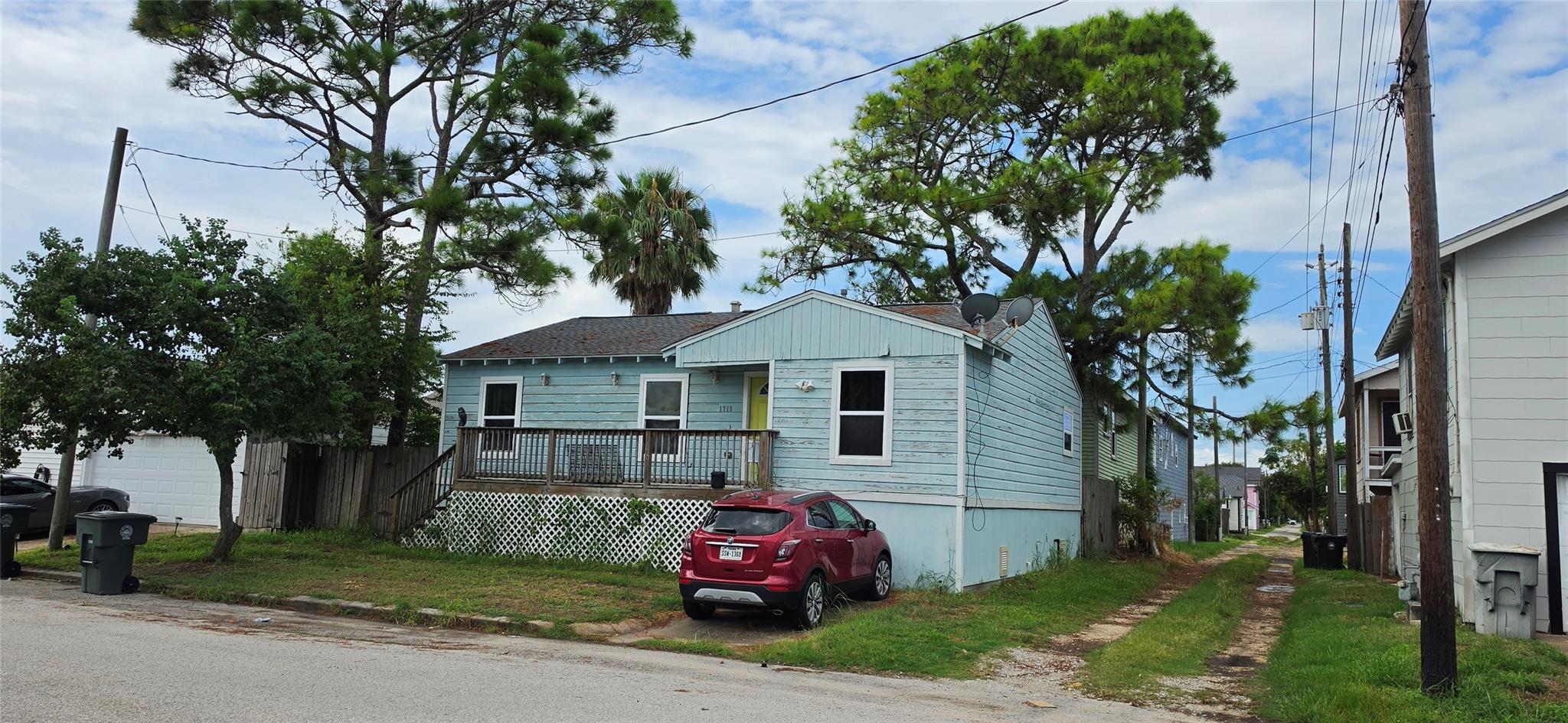 1719 50th Street — photo