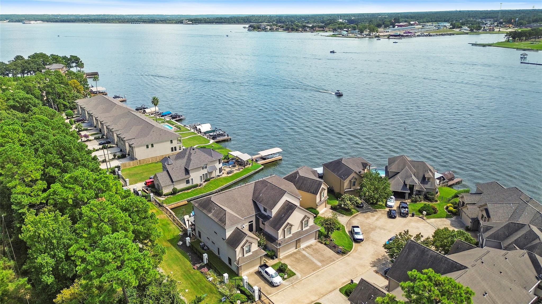 350 Old Aqua Landing E — photo