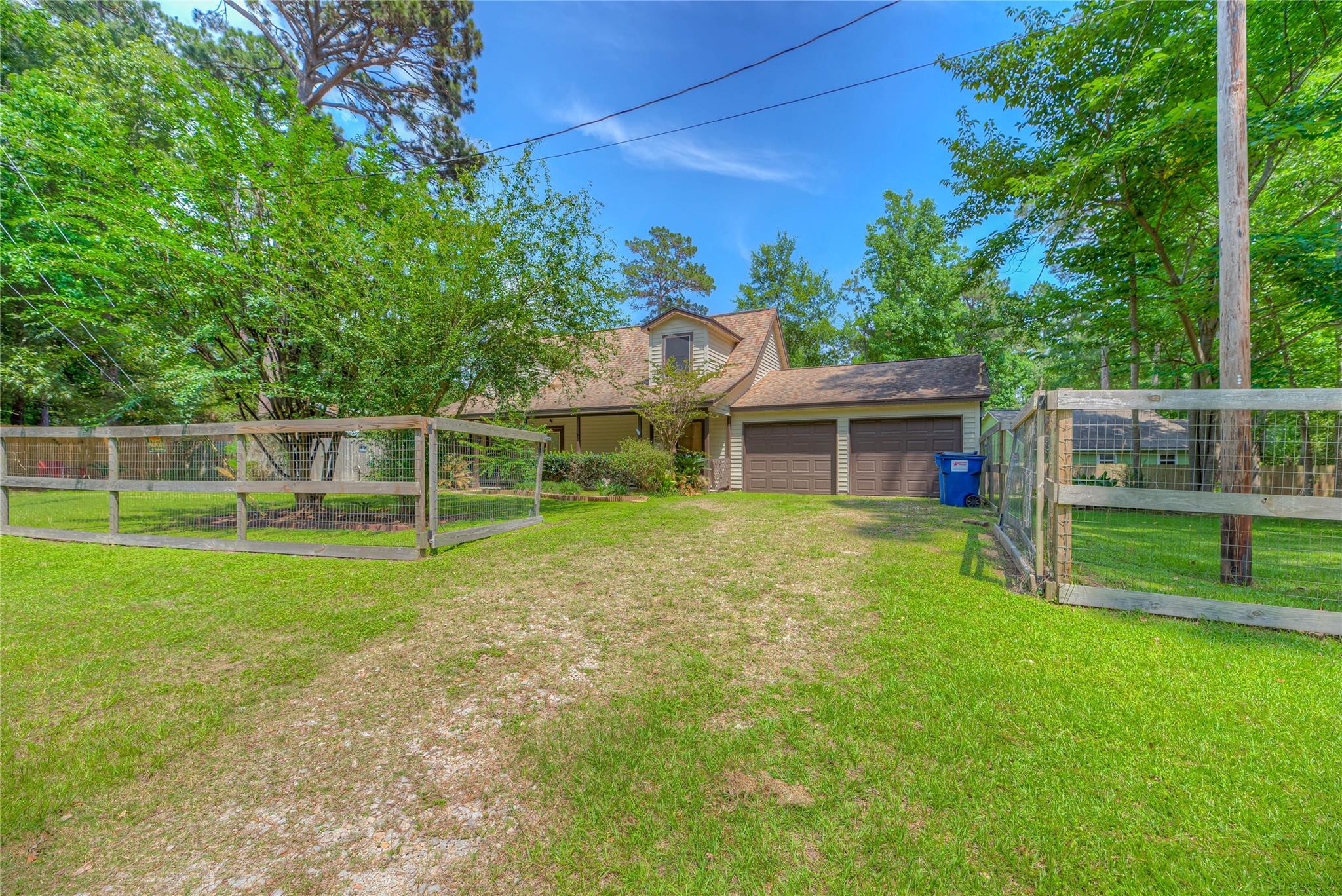 647 Moose Drive, Onalaska, TX 77360 — photo 2