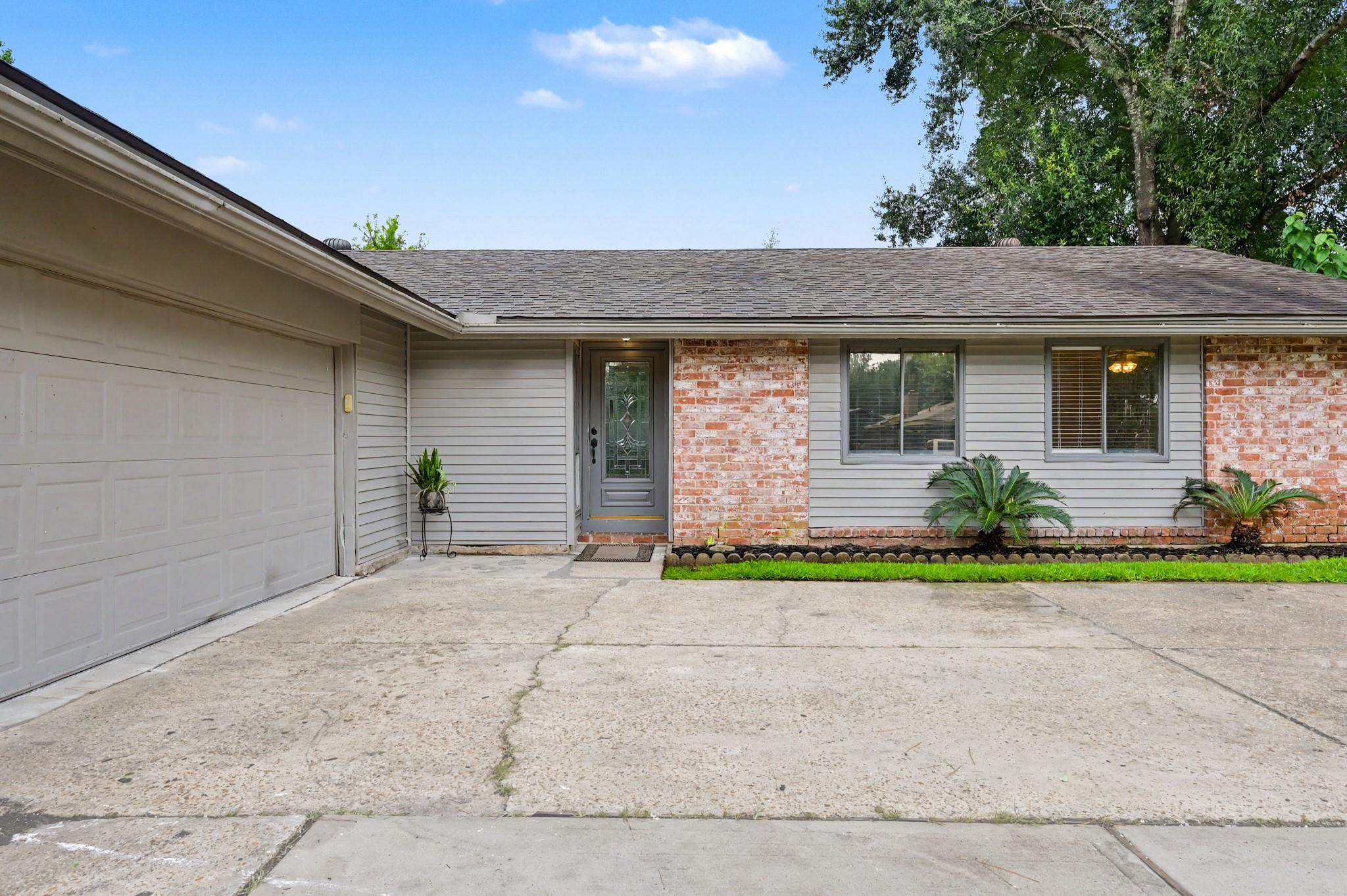 23327 Naples Drive, Spring, TX 77373 — photo 2