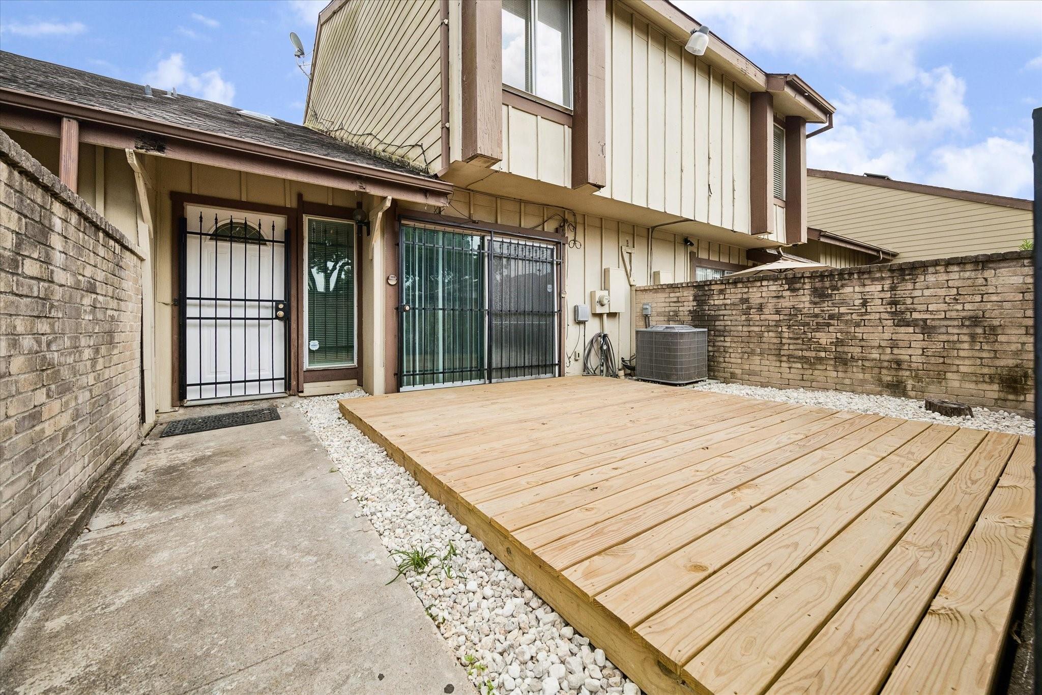 12522 Newbrook Drive — photo
