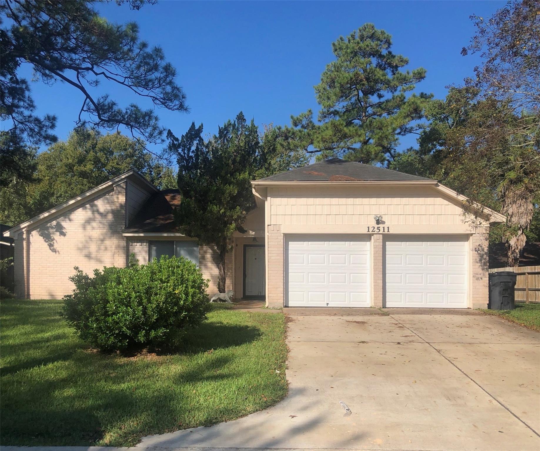 12511 Riverbend — photo