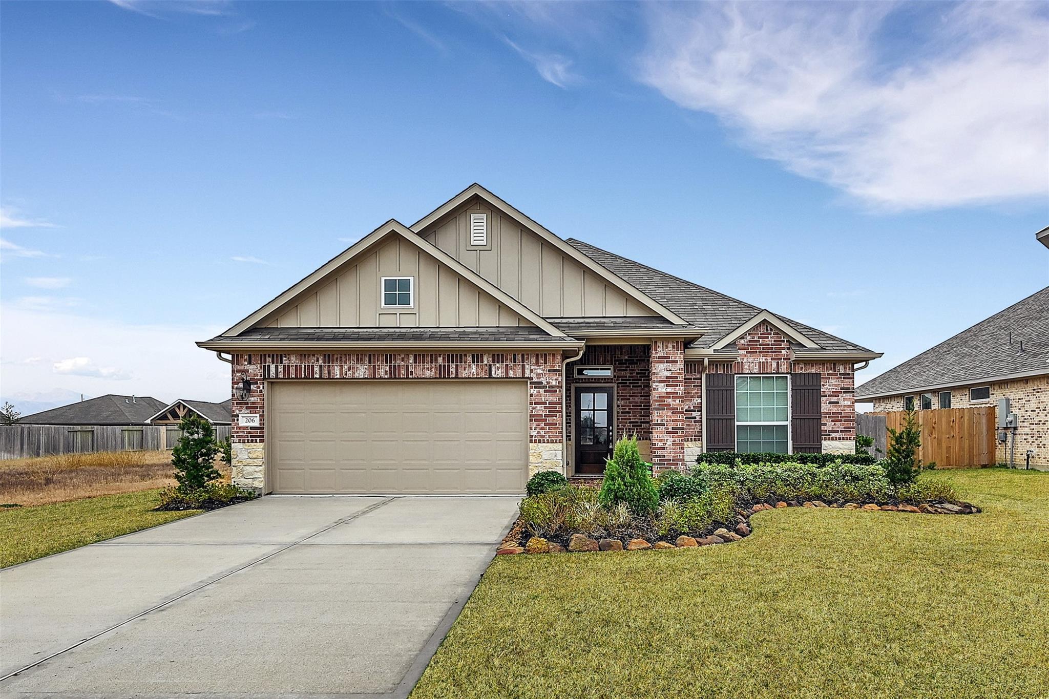 206 Brazos Drive — photo