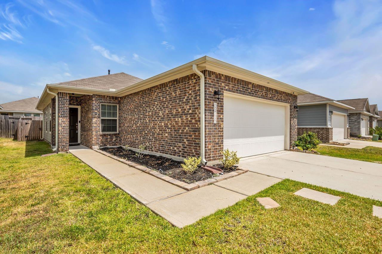 25715 Northpark Palm Drive — photo