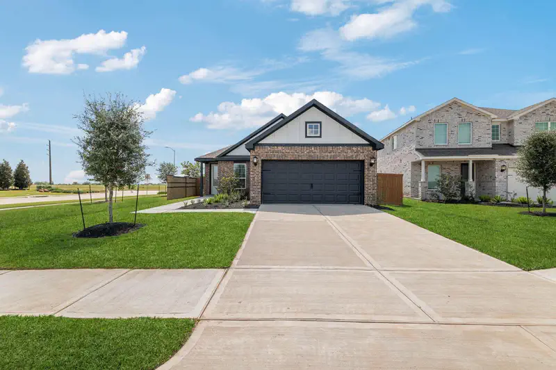 1035 Rosewood Trail — photo