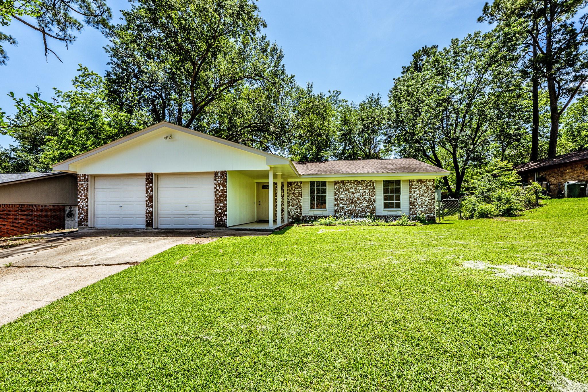 2615 Chimney Rock — photo