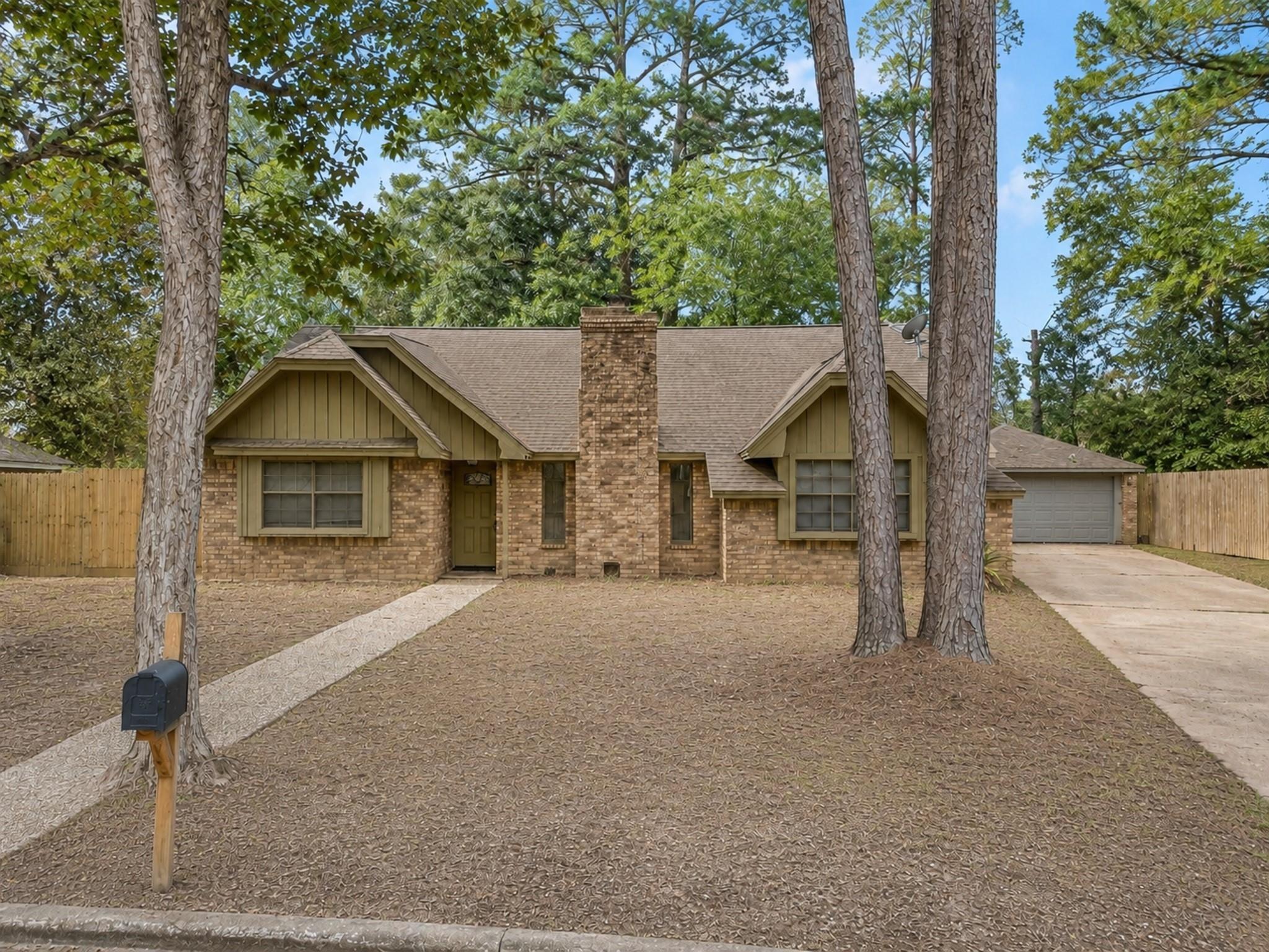 208 Cliffbrook Lane — photo
