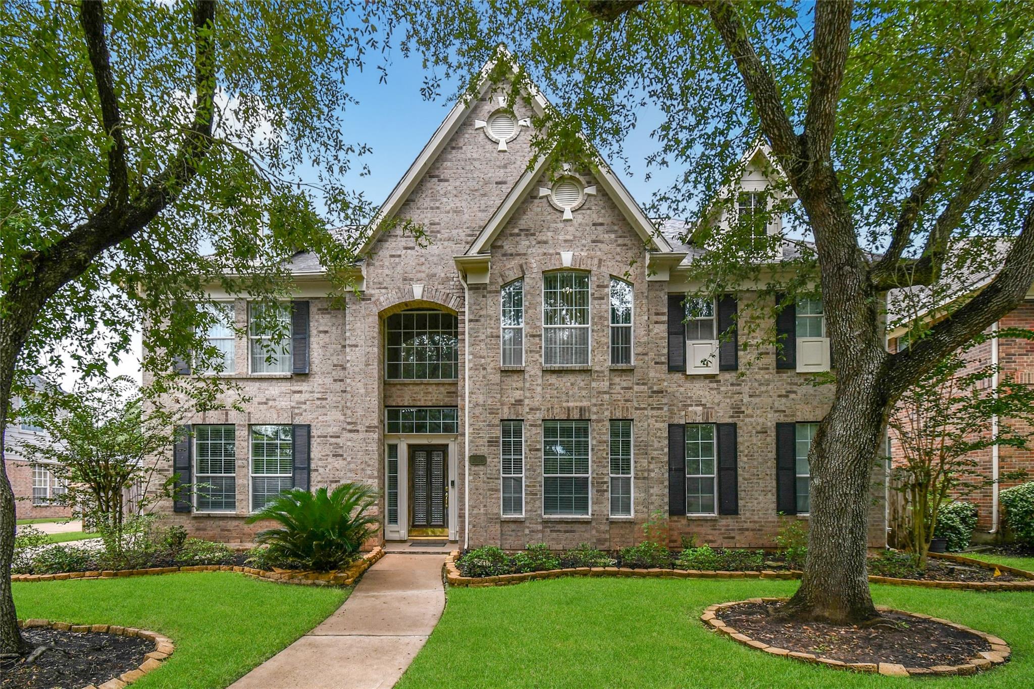 1519 Meadowsweet Drive — photo