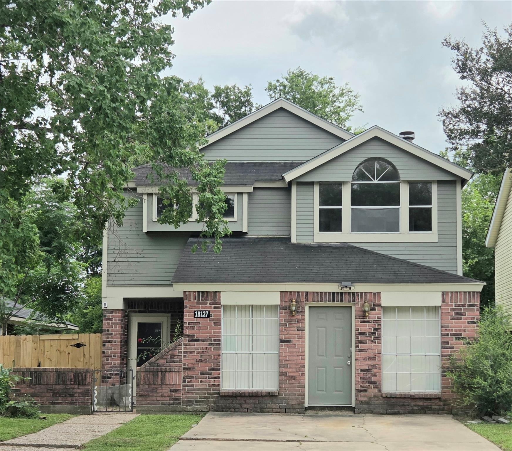 18127 Dinner Creek Drive — photo