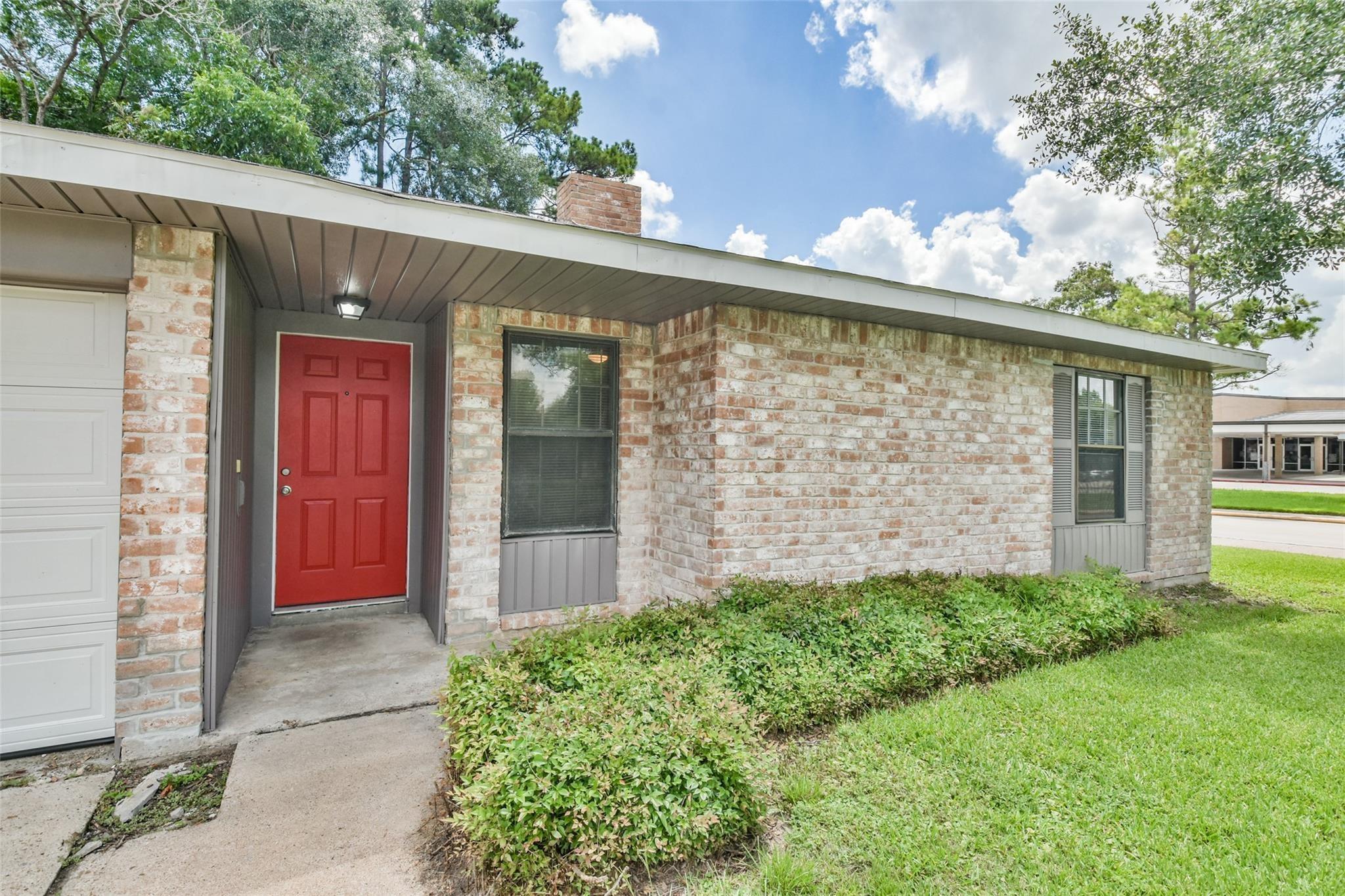 23102 Wintergate Drive, Spring, TX 77373 — photo 2