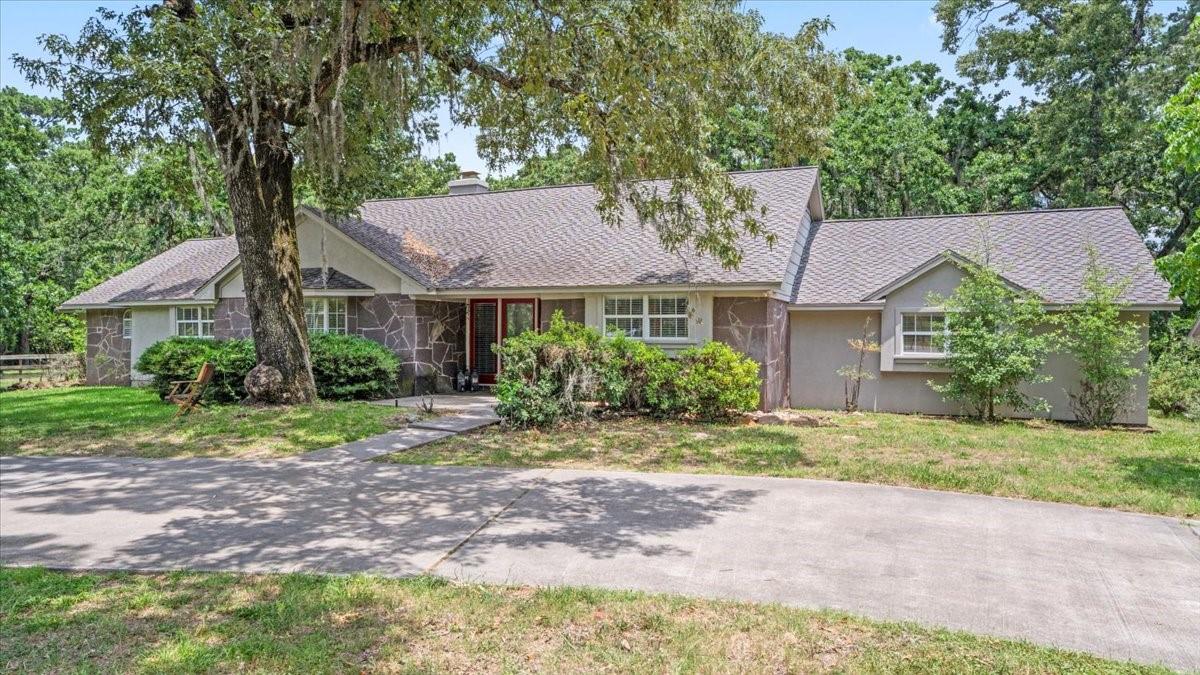 9502 Rolling Oaks Drive — photo