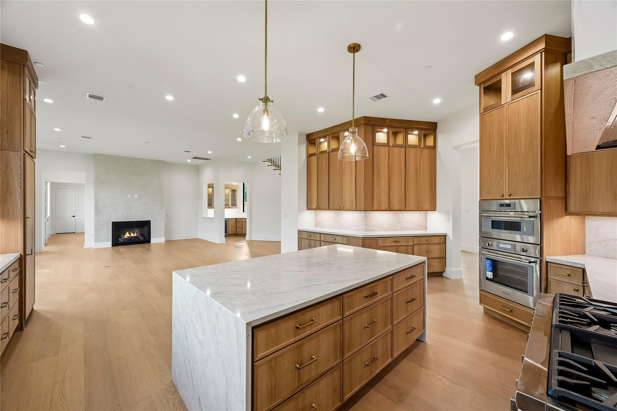 7907 S Villa Circle — photo