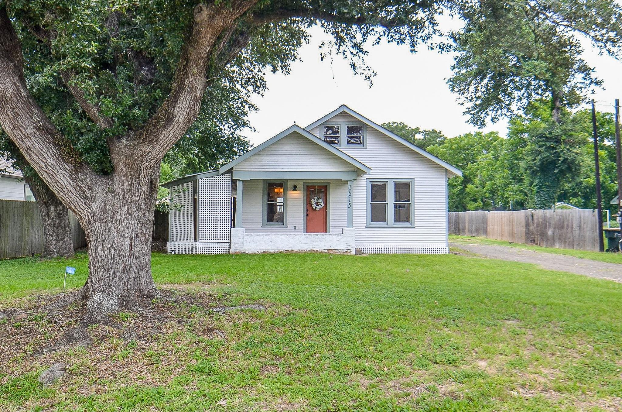 1615 Eagle Lake Road — photo