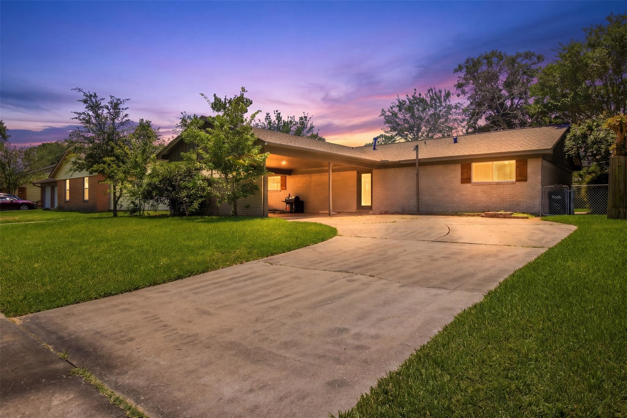 10406 Winding Trail Road — photo
