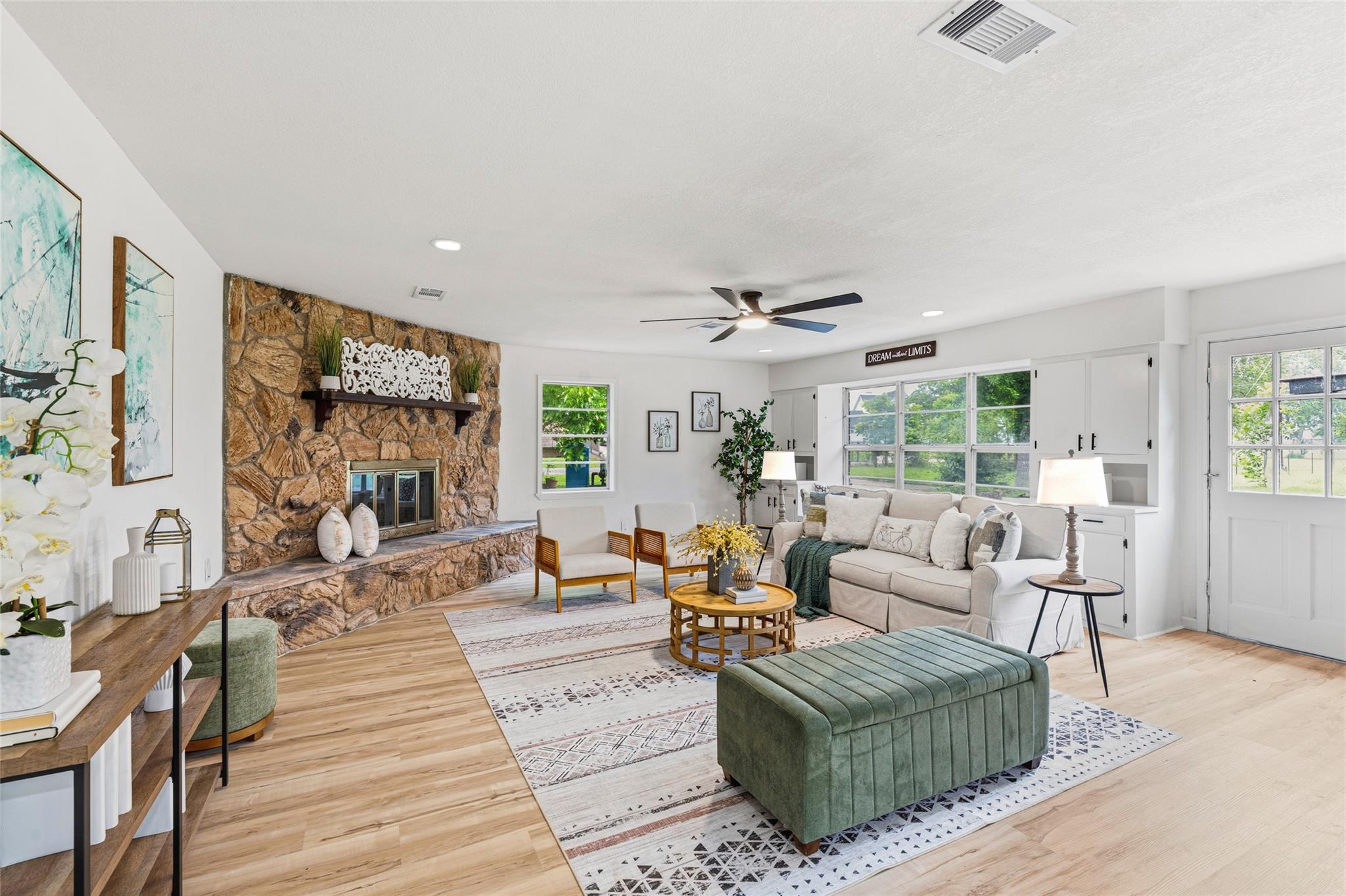 15903 Hickory Bend Drive — photo