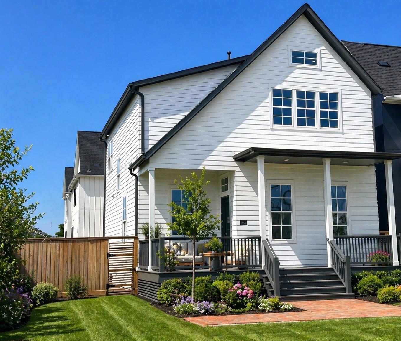 2641 Lake Kolbe Lane — photo