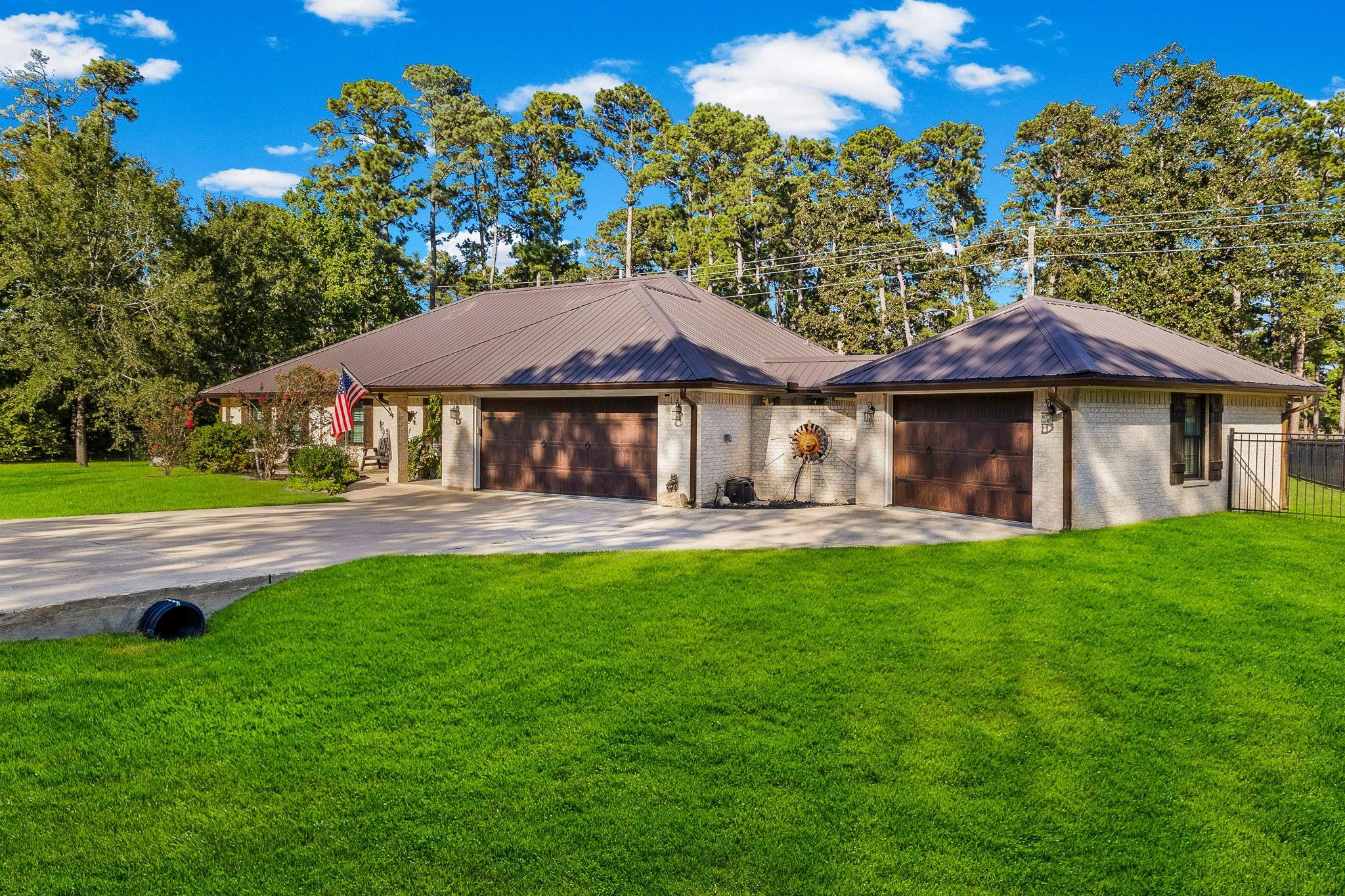 145 Idlewilde Drive — photo