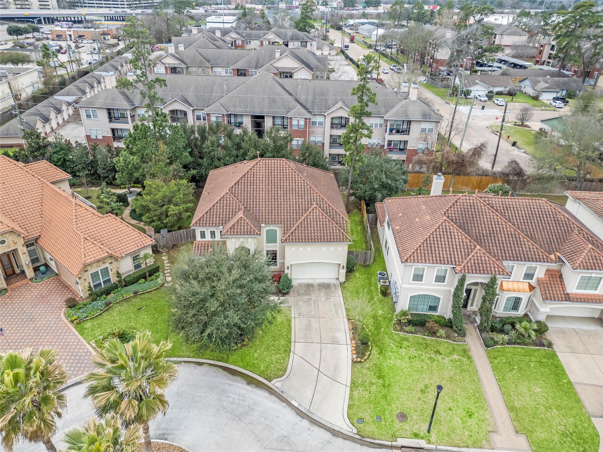 15611 Lake Iris Drive — photo