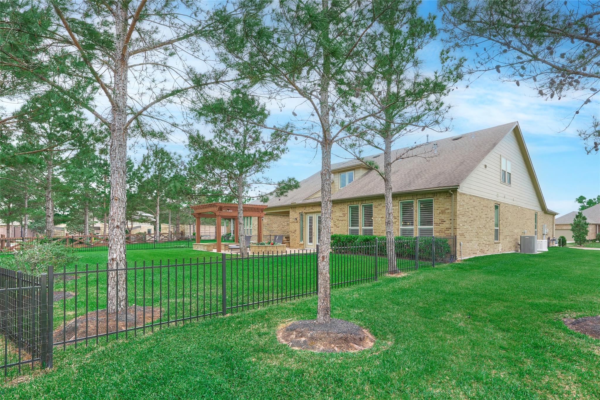 230 Connemara Drive — photo