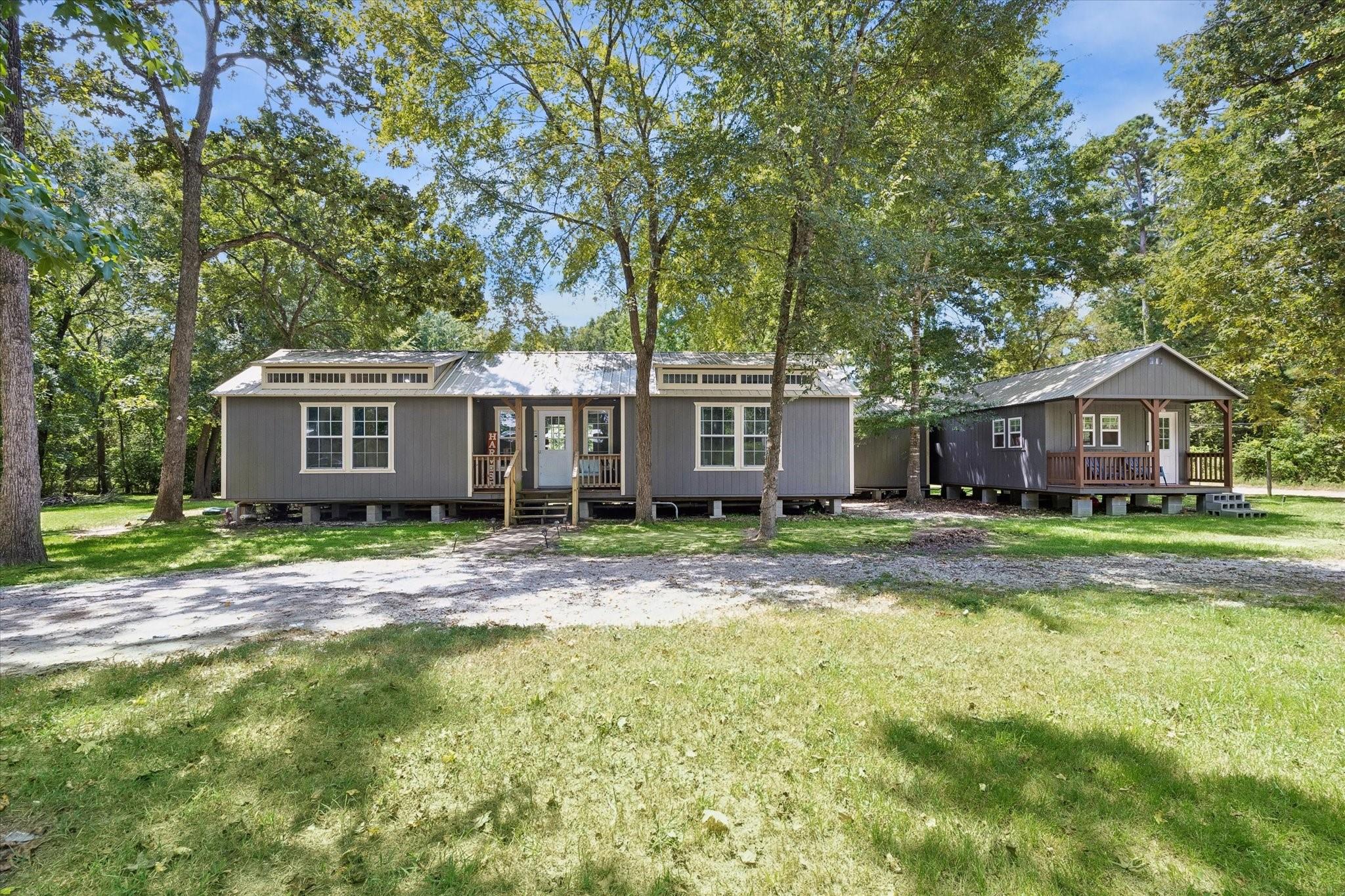 19529 Mary Lane — photo