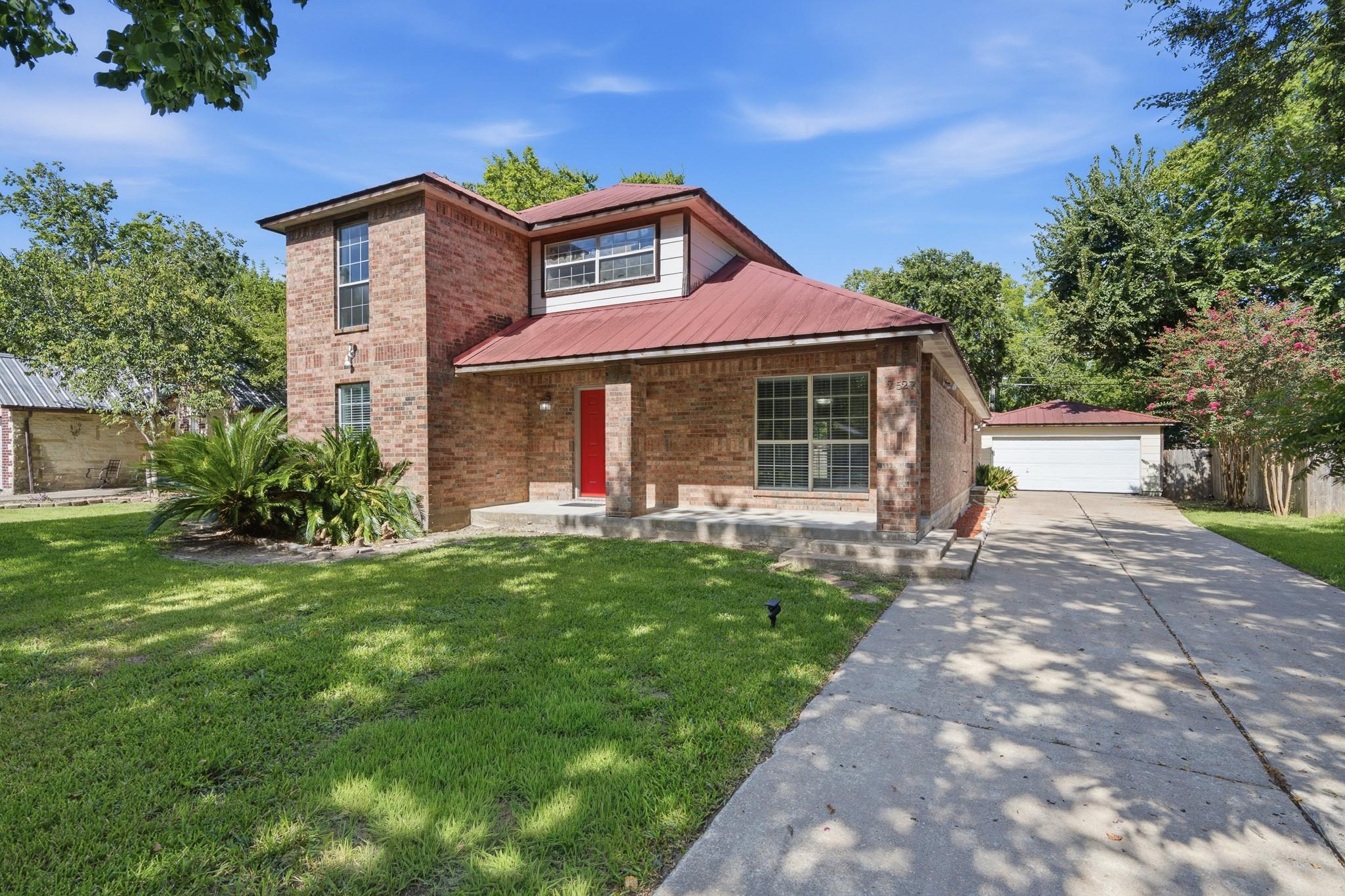 2527 S San Antonio Street — photo