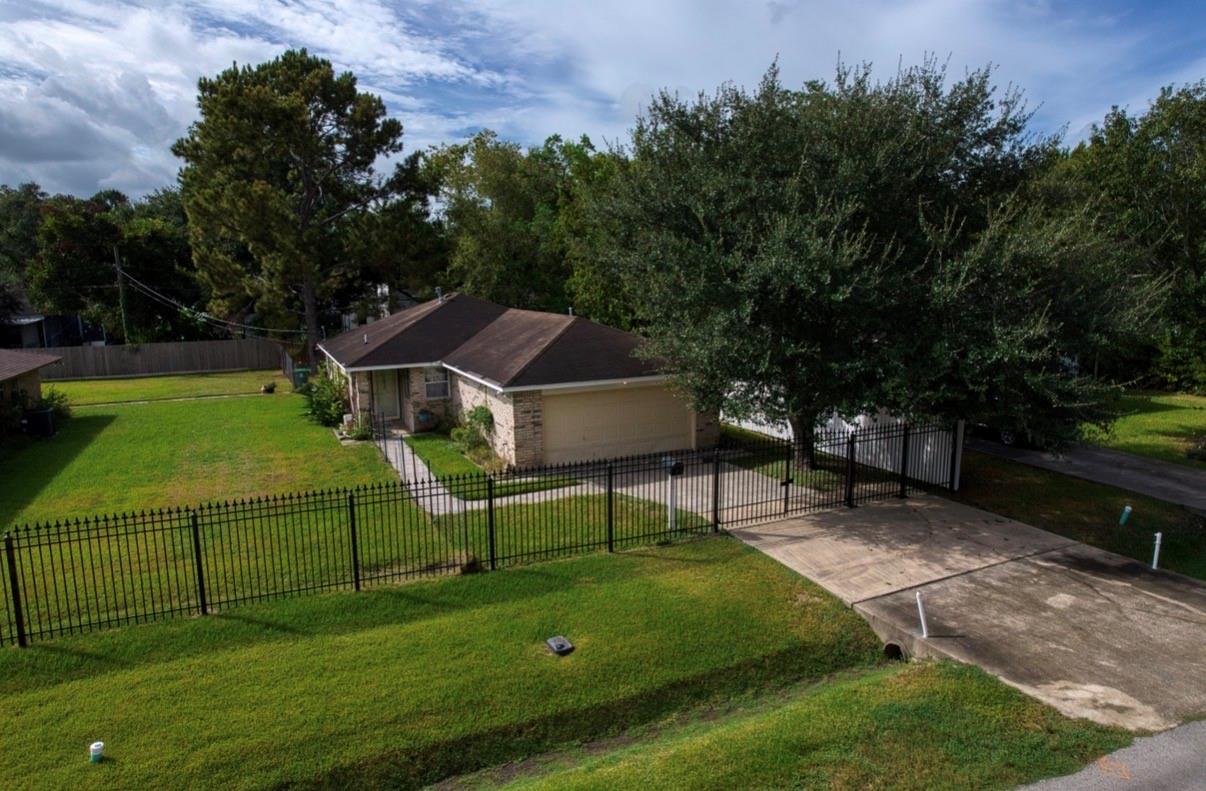 7628 Kingsley Street — photo