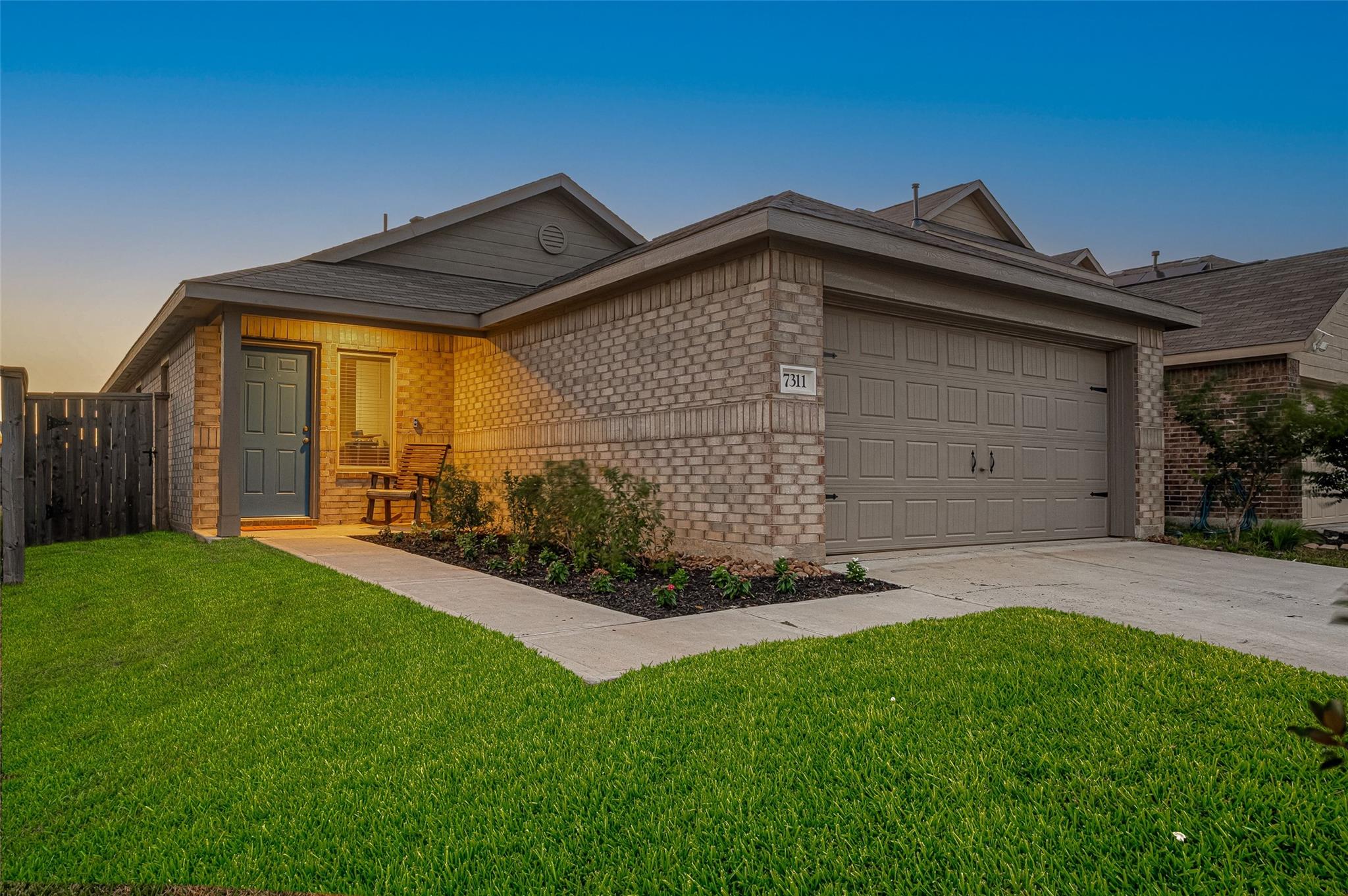 7311 Greenbriar Canyon Lane — photo