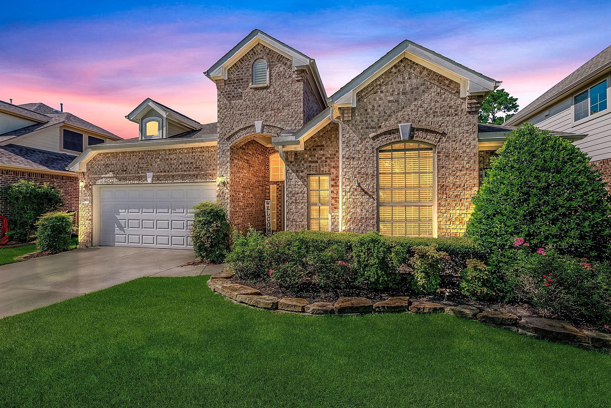 3573 Falcon Way — photo