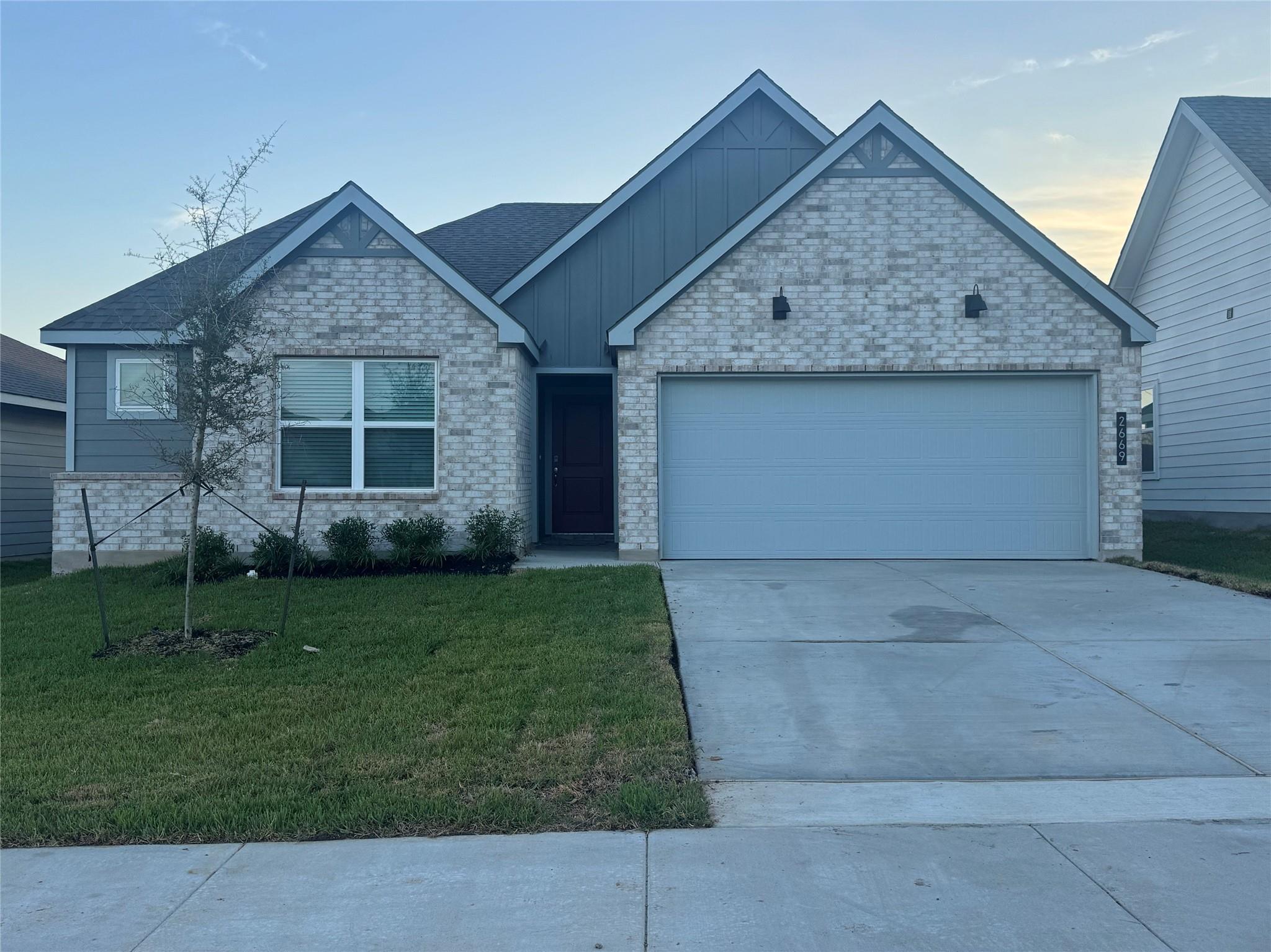 2669 Fremont Court — photo