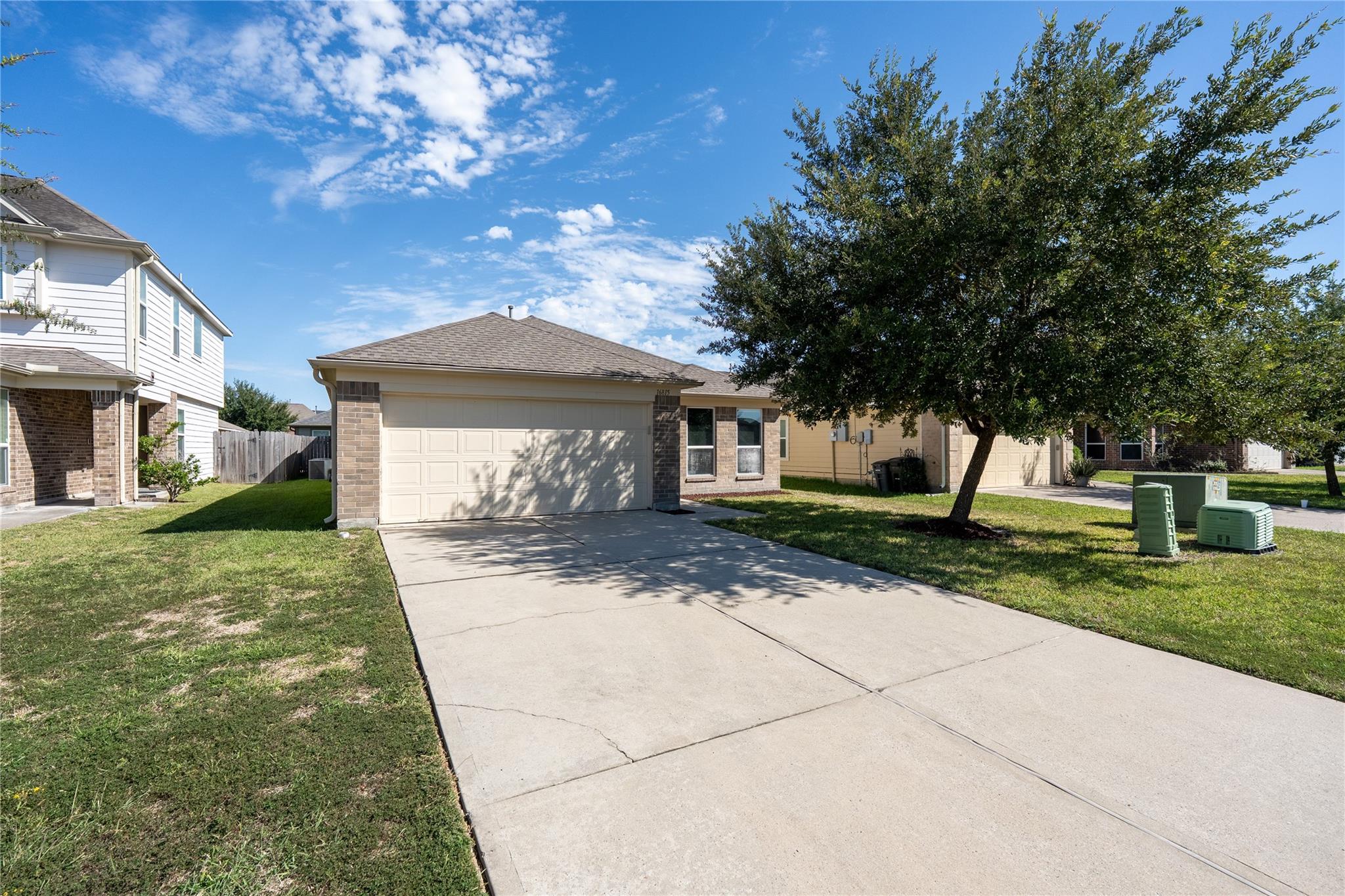 16815 Fallen Timbers Drive — photo